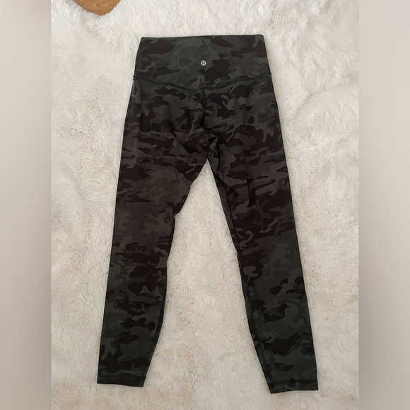 Lululemon green camo aligns - Picture 2 of 3